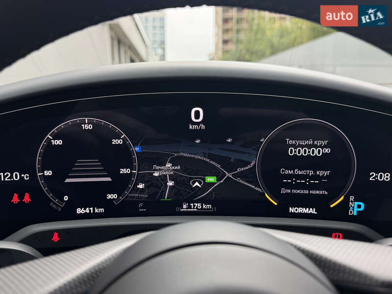 Седан Porsche Taycan 2022 в Киеве фото 34 Седан Porsche Taycan 2022 в Киеве