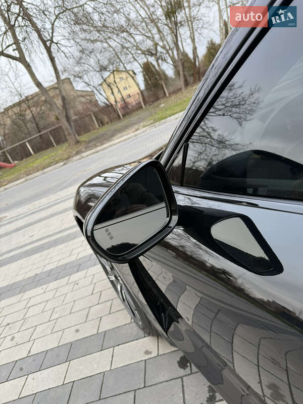 Седан Porsche Taycan 2021 в Луцке фото 12 Седан Porsche Taycan 2021 в Луцке