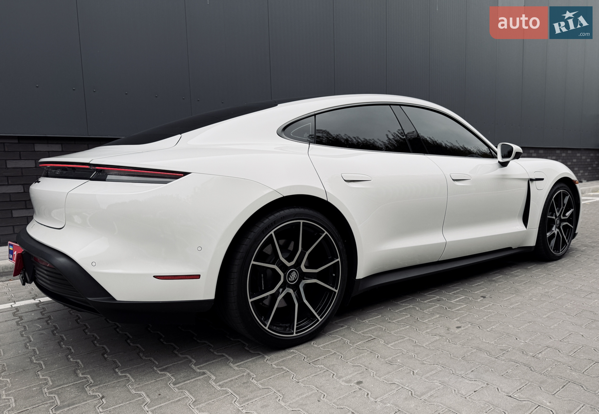 2024 Porsche Taycan - мініатюра 5