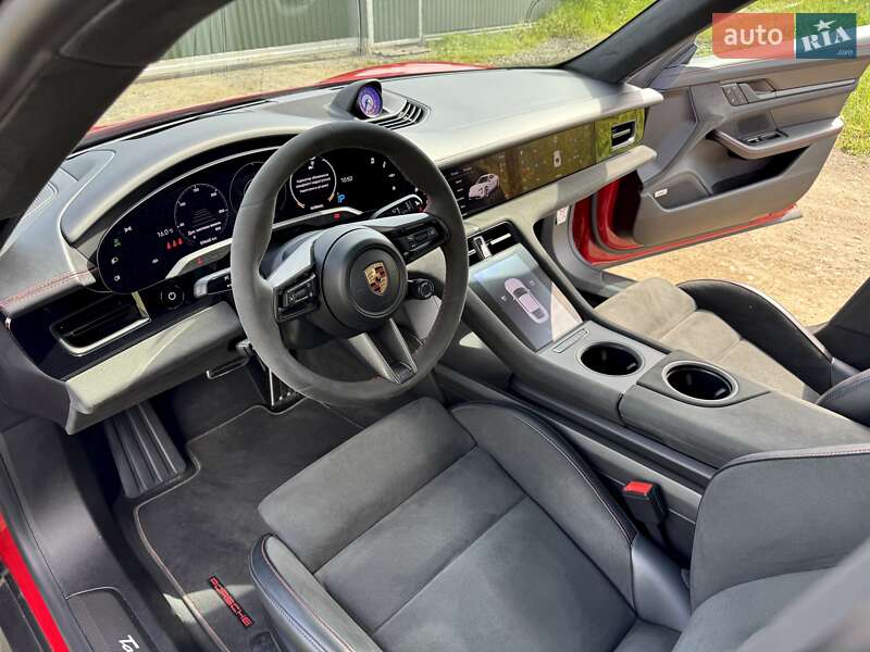 Седан Porsche Taycan 2022 в Києві