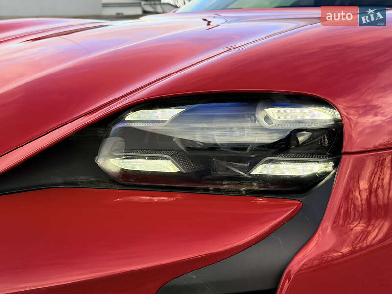 Седан Porsche Taycan 2020 в Луцке