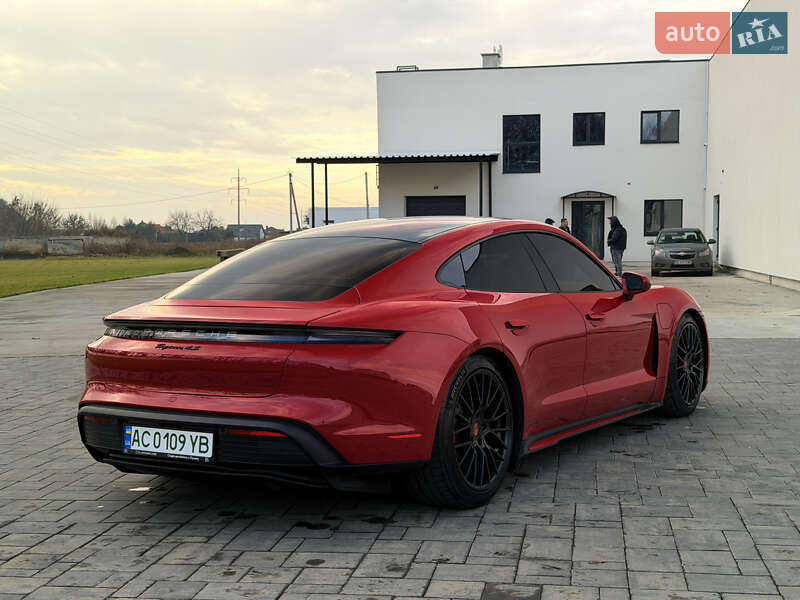 Седан Porsche Taycan 2020 в Луцке