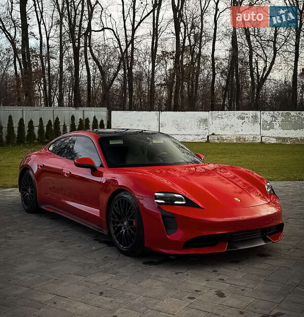 Седан Porsche Taycan 2020 в Луцке