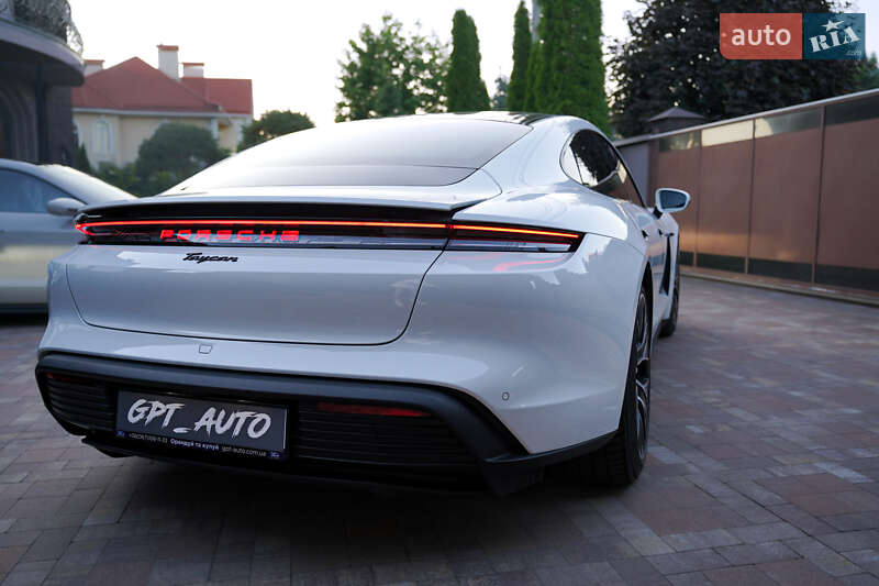 Седан Porsche Taycan 2024 в Києві фото 9 Седан Porsche Taycan 2024 в Києві