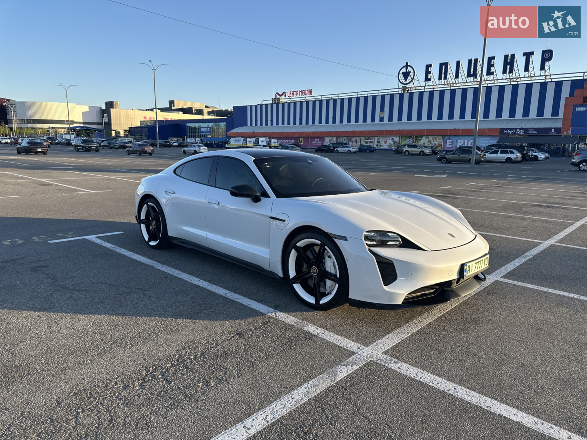 2020 Porsche Taycan - мініатюра 31