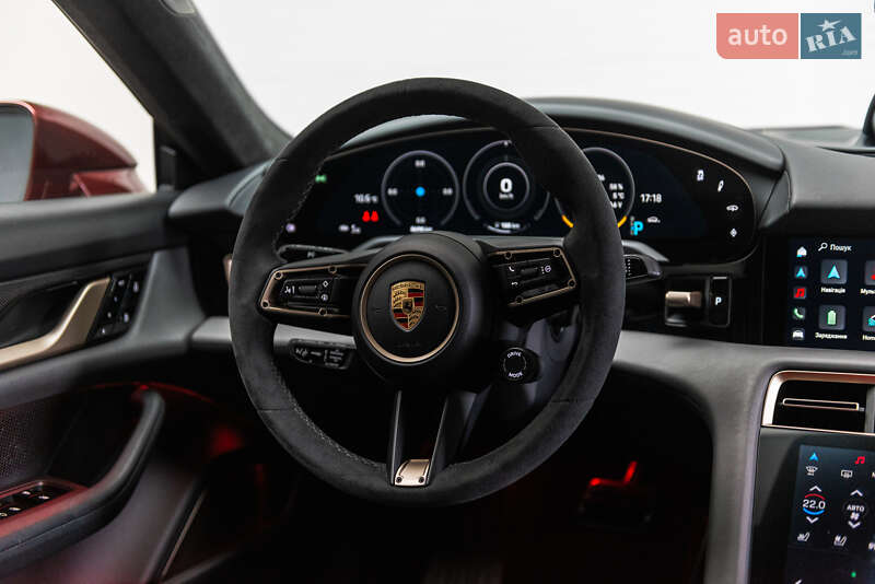 Седан Porsche Taycan 2021 в Мукачево