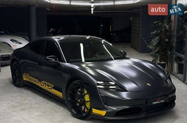 Седан Porsche Taycan 2020 в Одесі