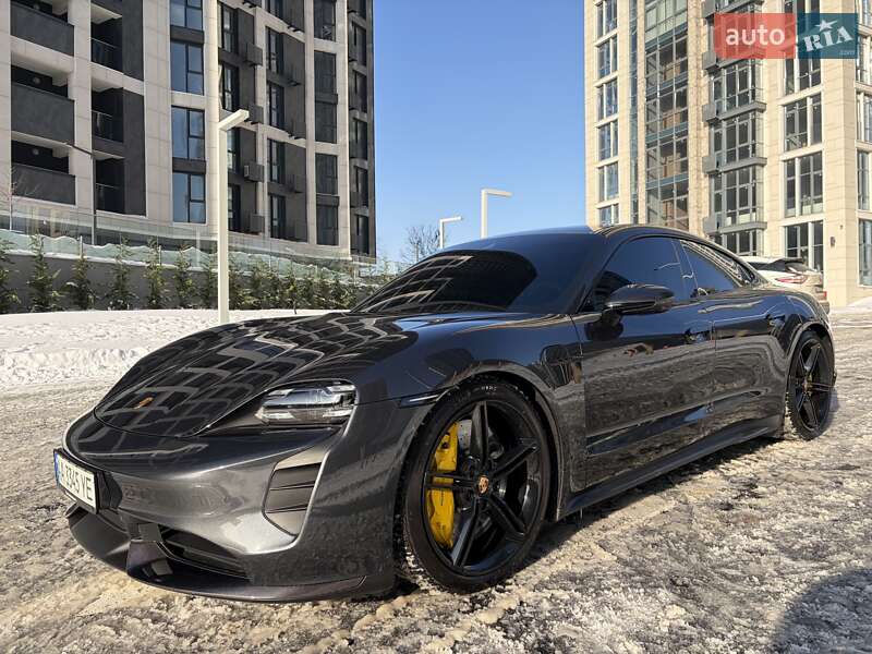 Седан Porsche Taycan 2021 в Киеве
