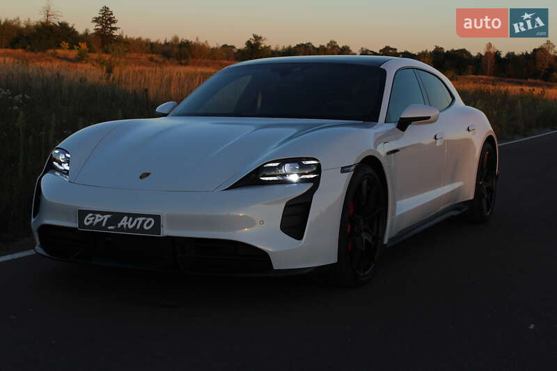 Porsche Taycan 2022 Porsche Taycan 2022