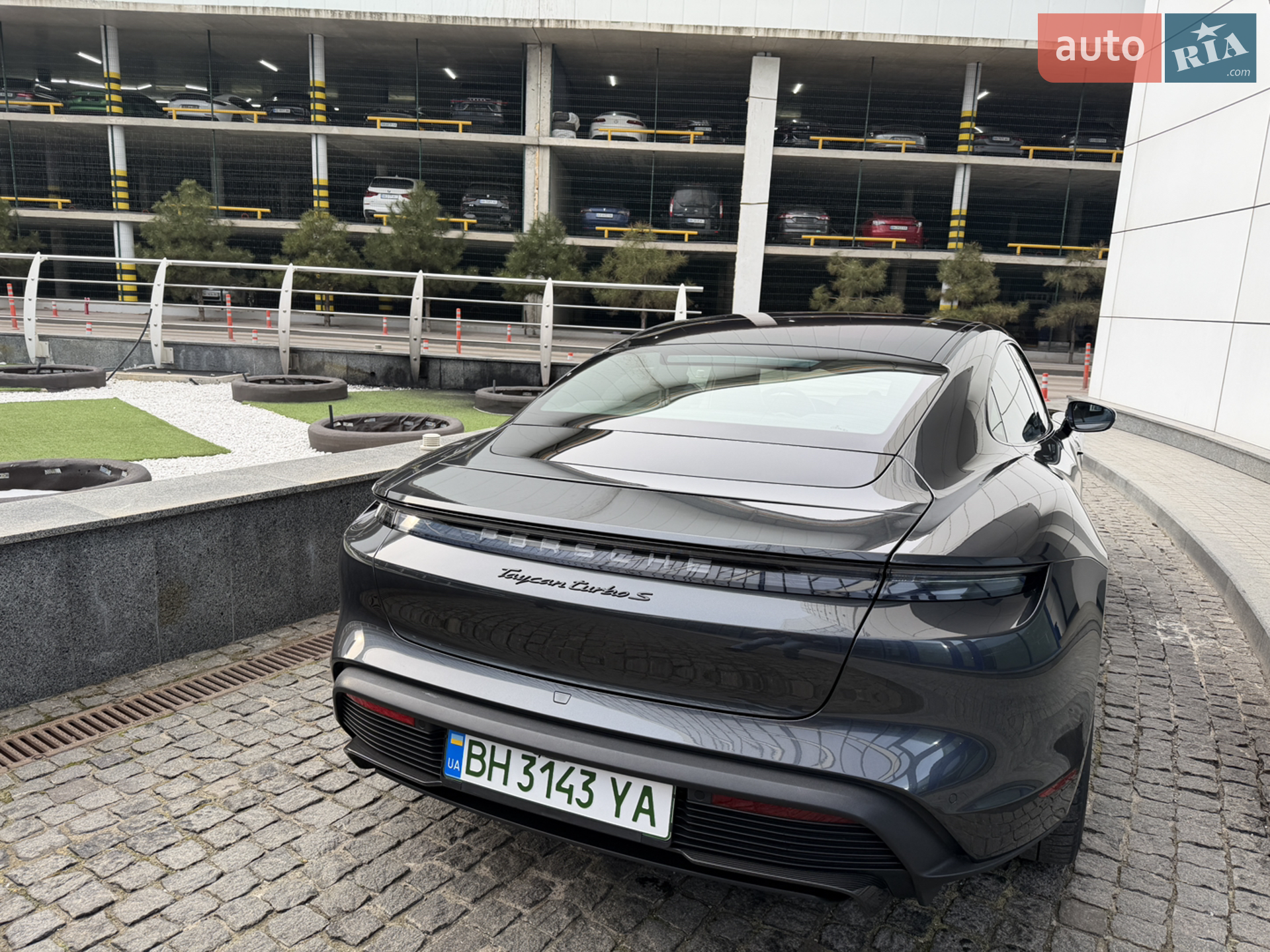 2020 Porsche Taycan - мініатюра 25