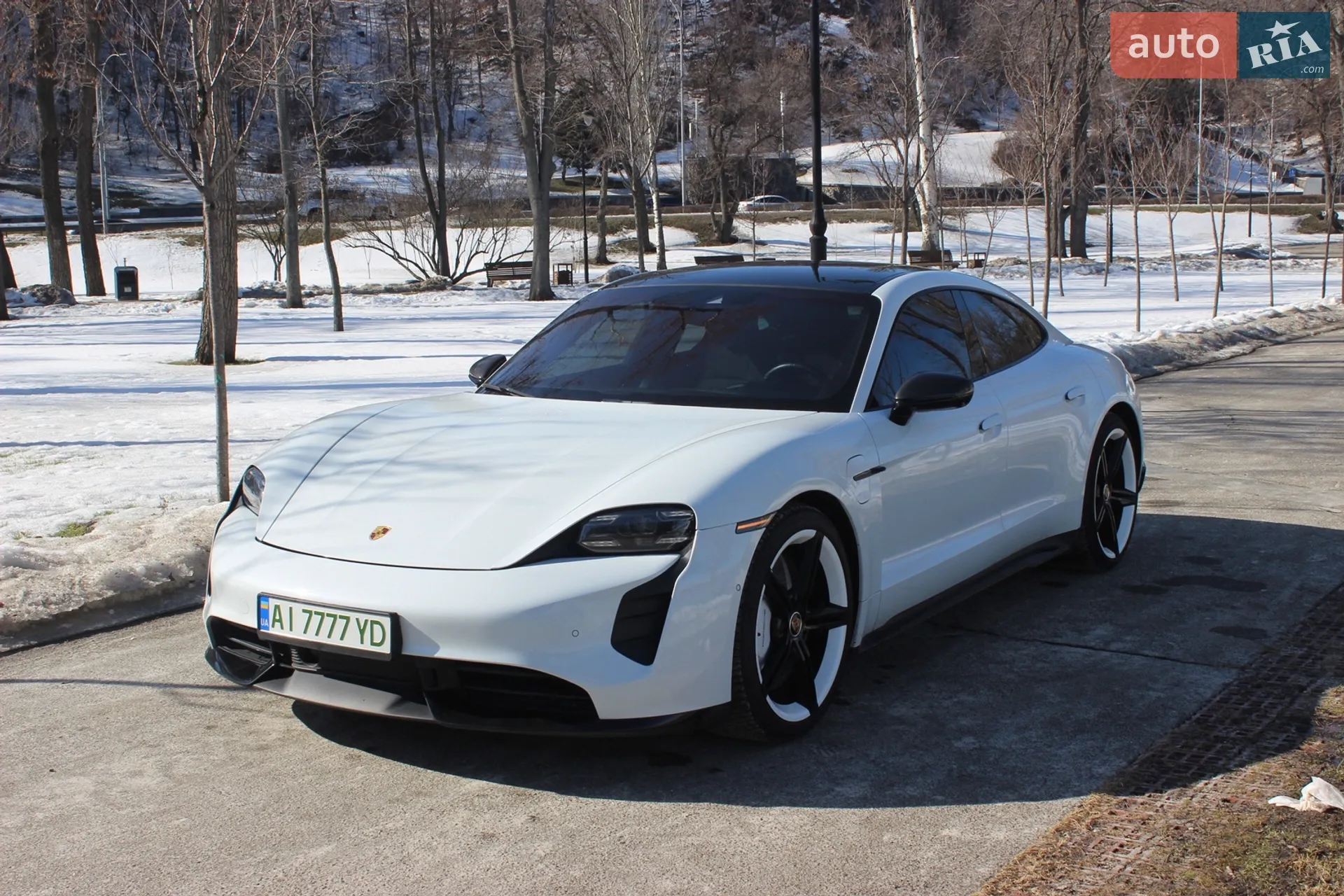 2020 Porsche Taycan - мініатюра 25