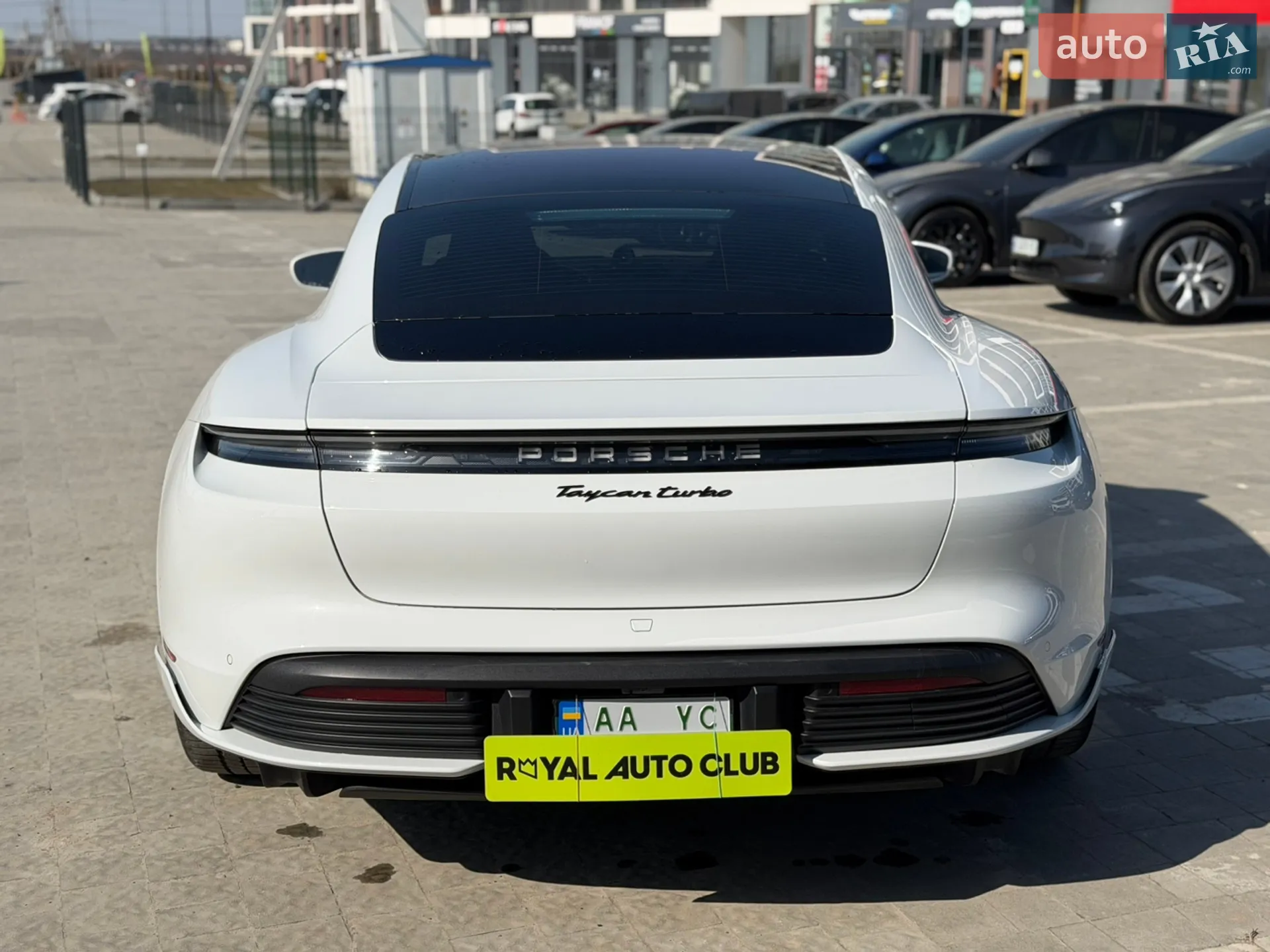 2020 Porsche Taycan - мініатюра 6