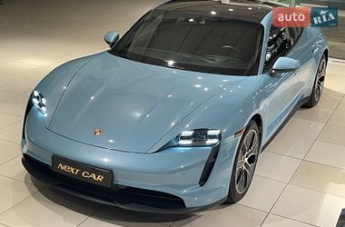 Седан Porsche Taycan 2022 в Киеве