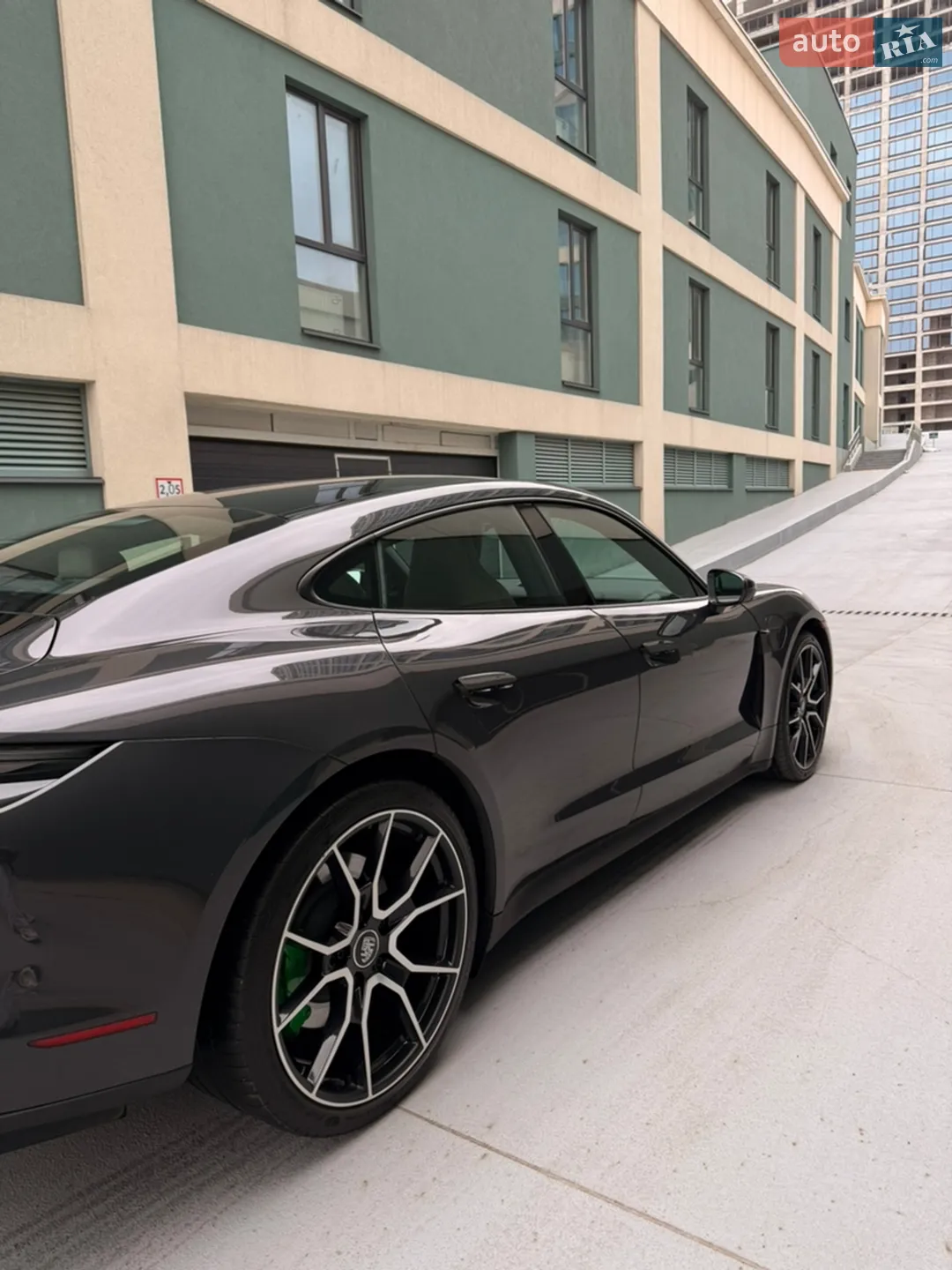 2023 Porsche Taycan - мініатюра 6