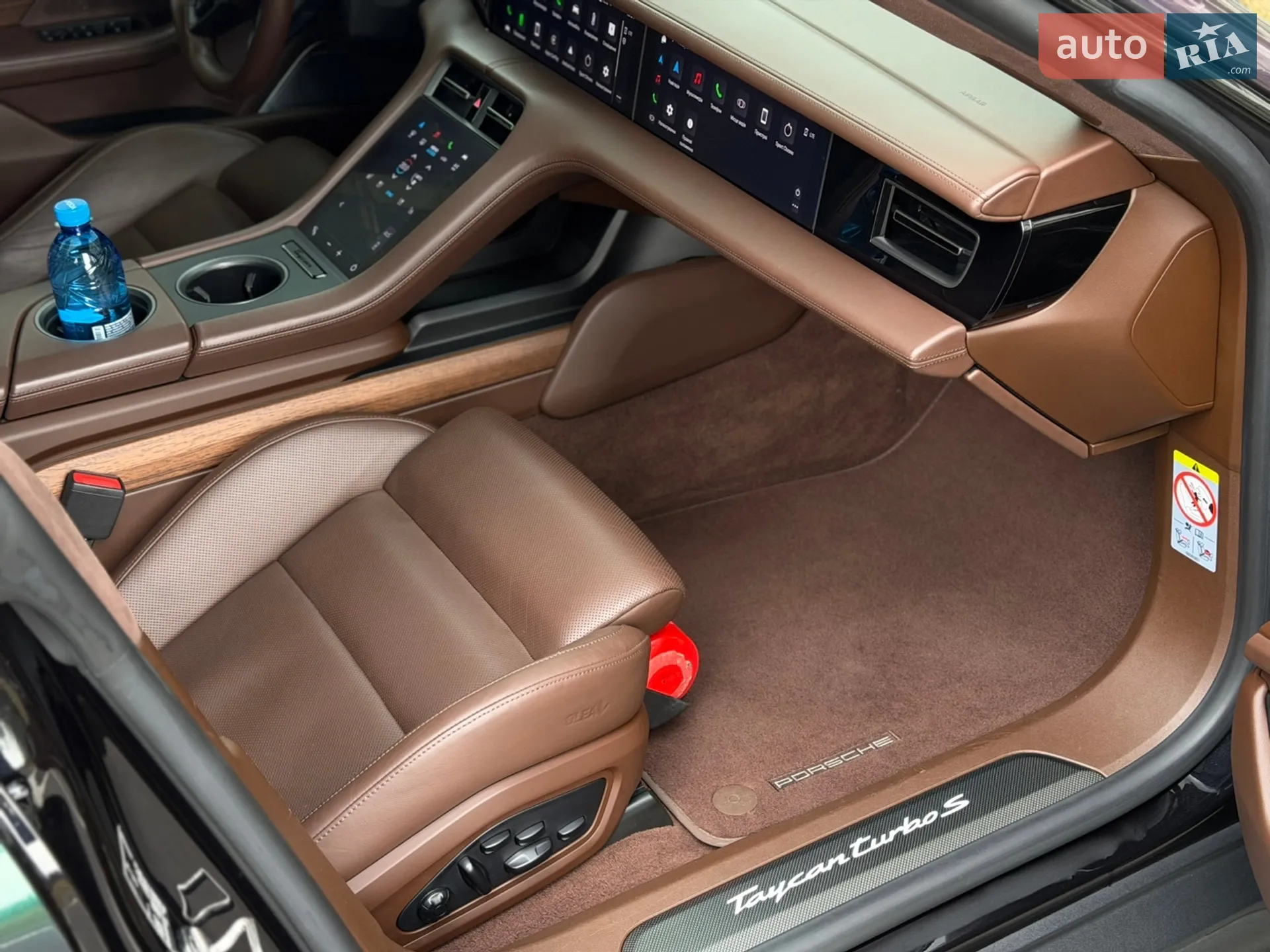 2021 Porsche Taycan - мініатюра 29