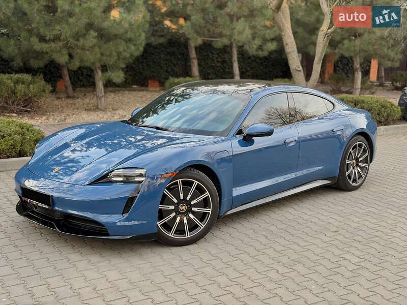 Porsche Taycan 2021 Porsche Taycan 2021