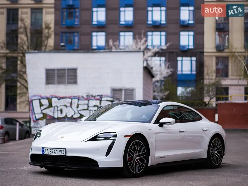 Porsche Taycan 2020