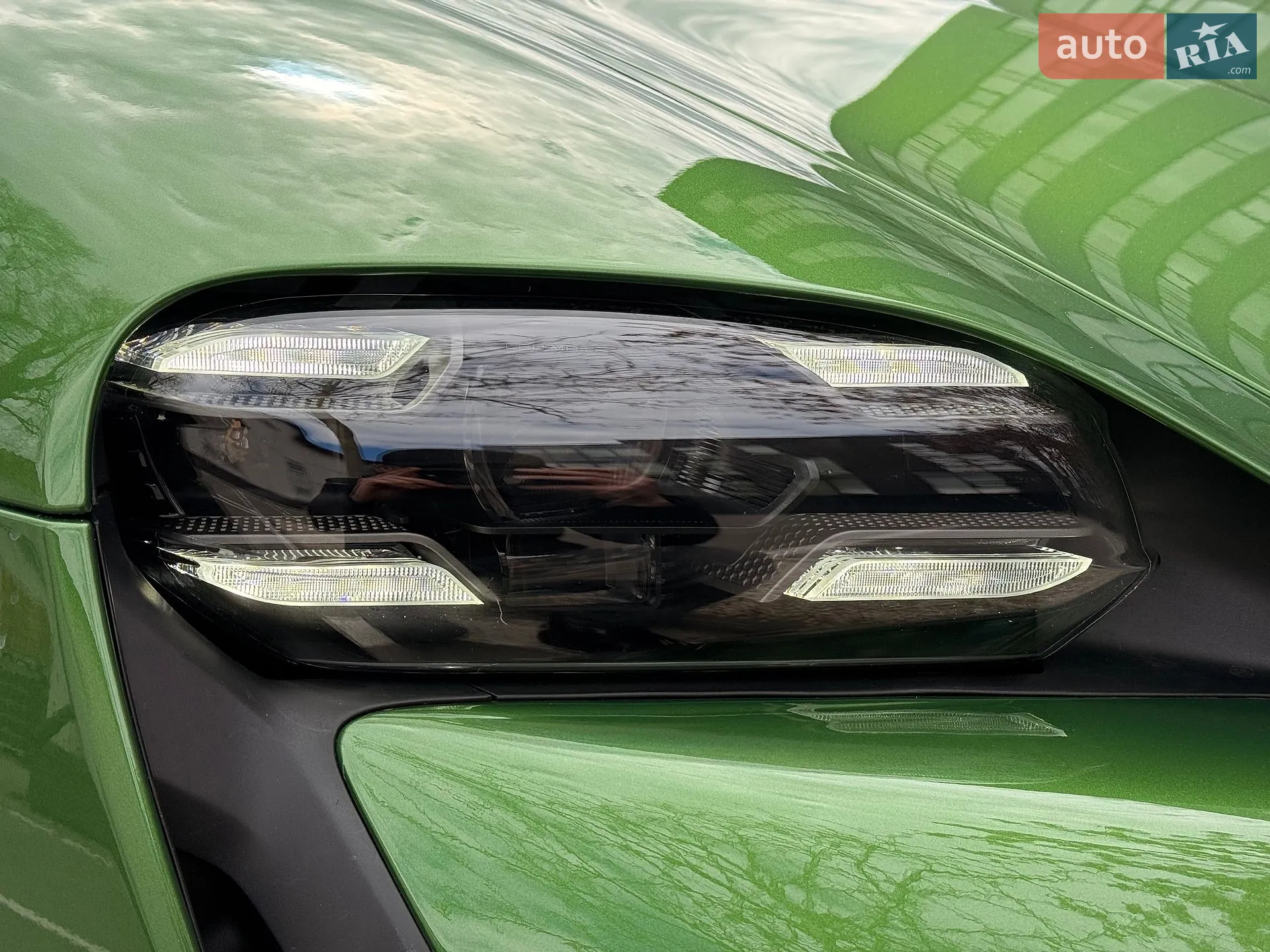 2020 Porsche Taycan - мініатюра 9