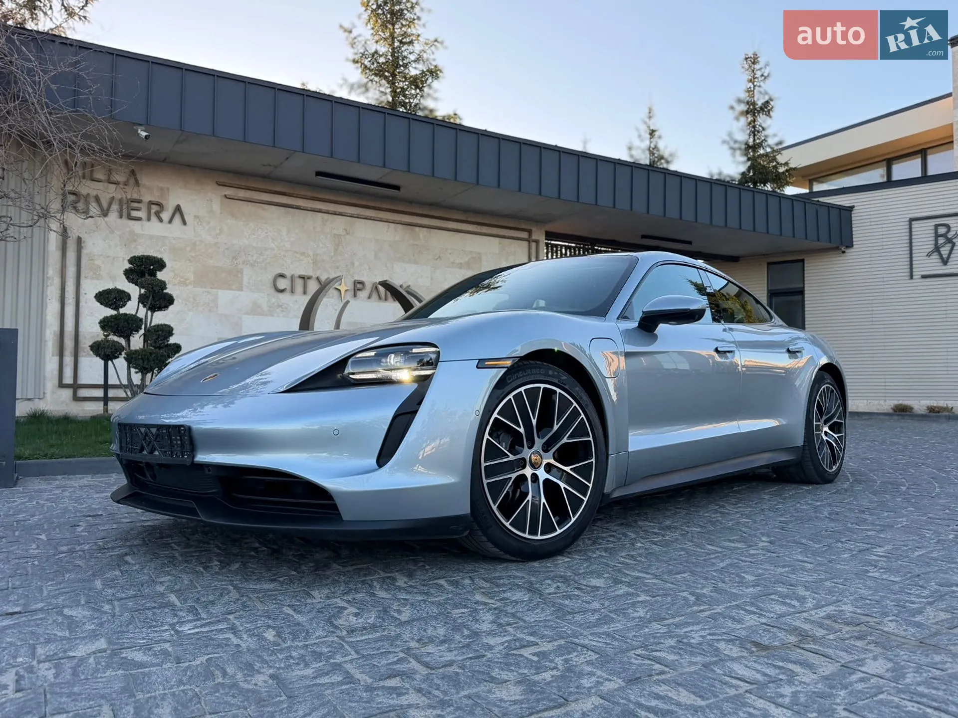 2023 Porsche Taycan - мініатюра 5