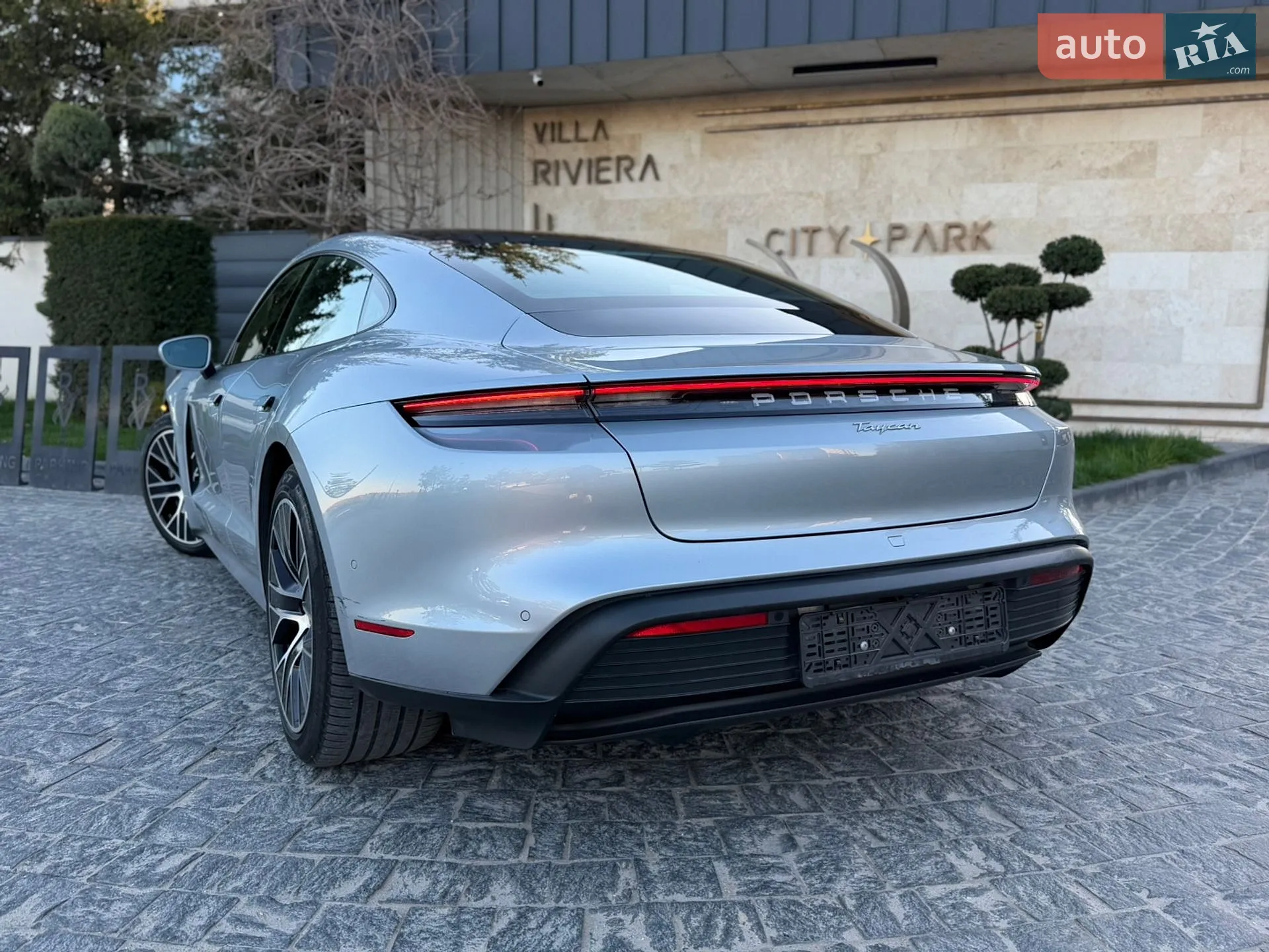2023 Porsche Taycan - мініатюра 13