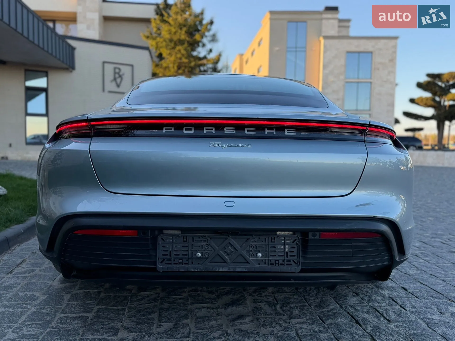 2023 Porsche Taycan - мініатюра 15