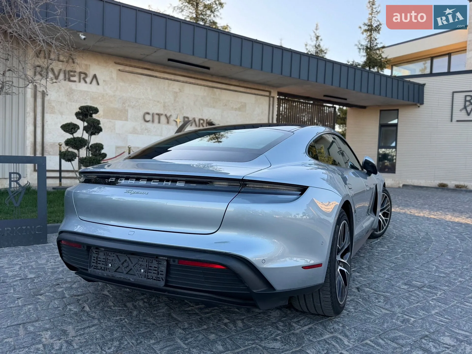 2023 Porsche Taycan - мініатюра 18