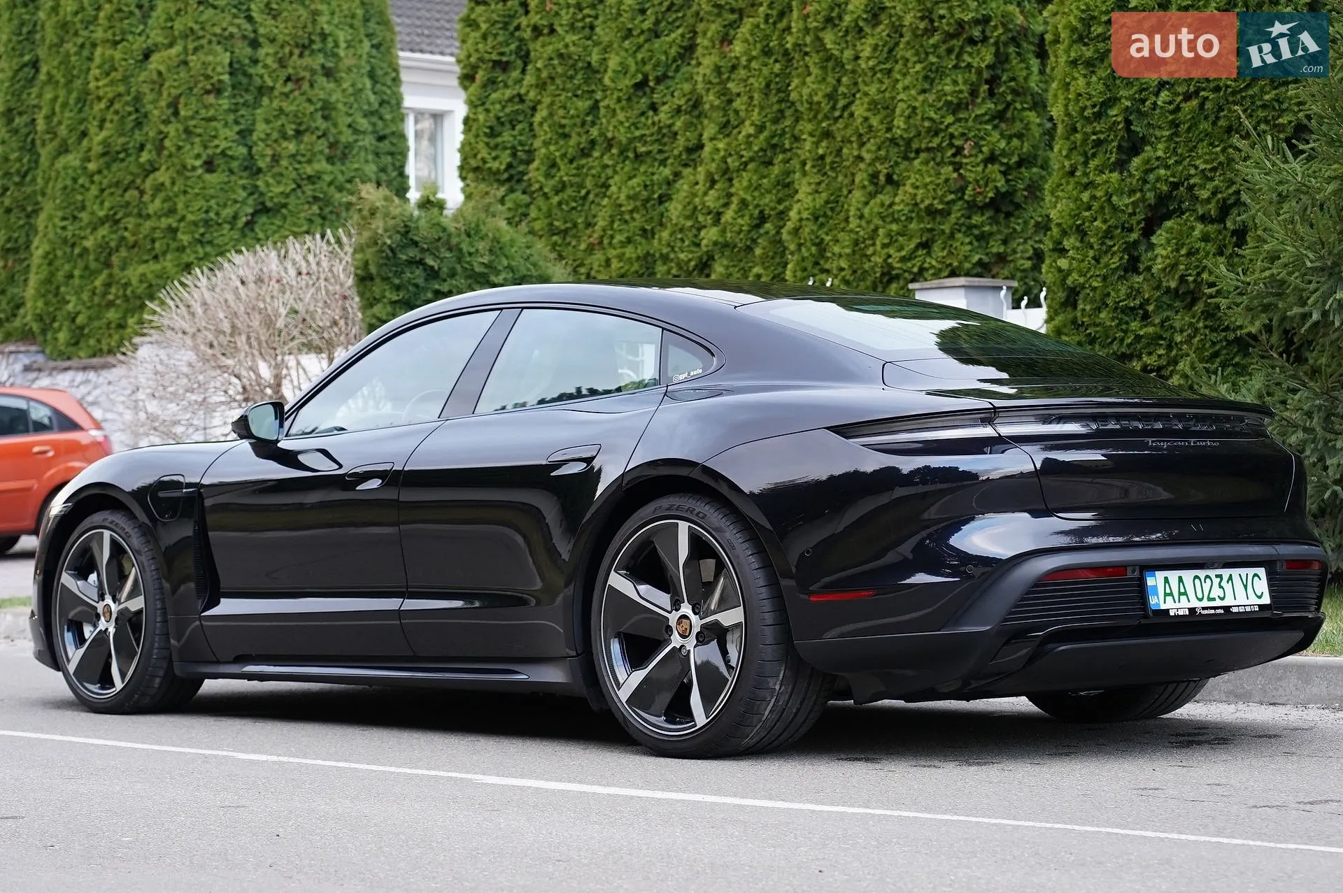 2021 Porsche Taycan - мініатюра 4
