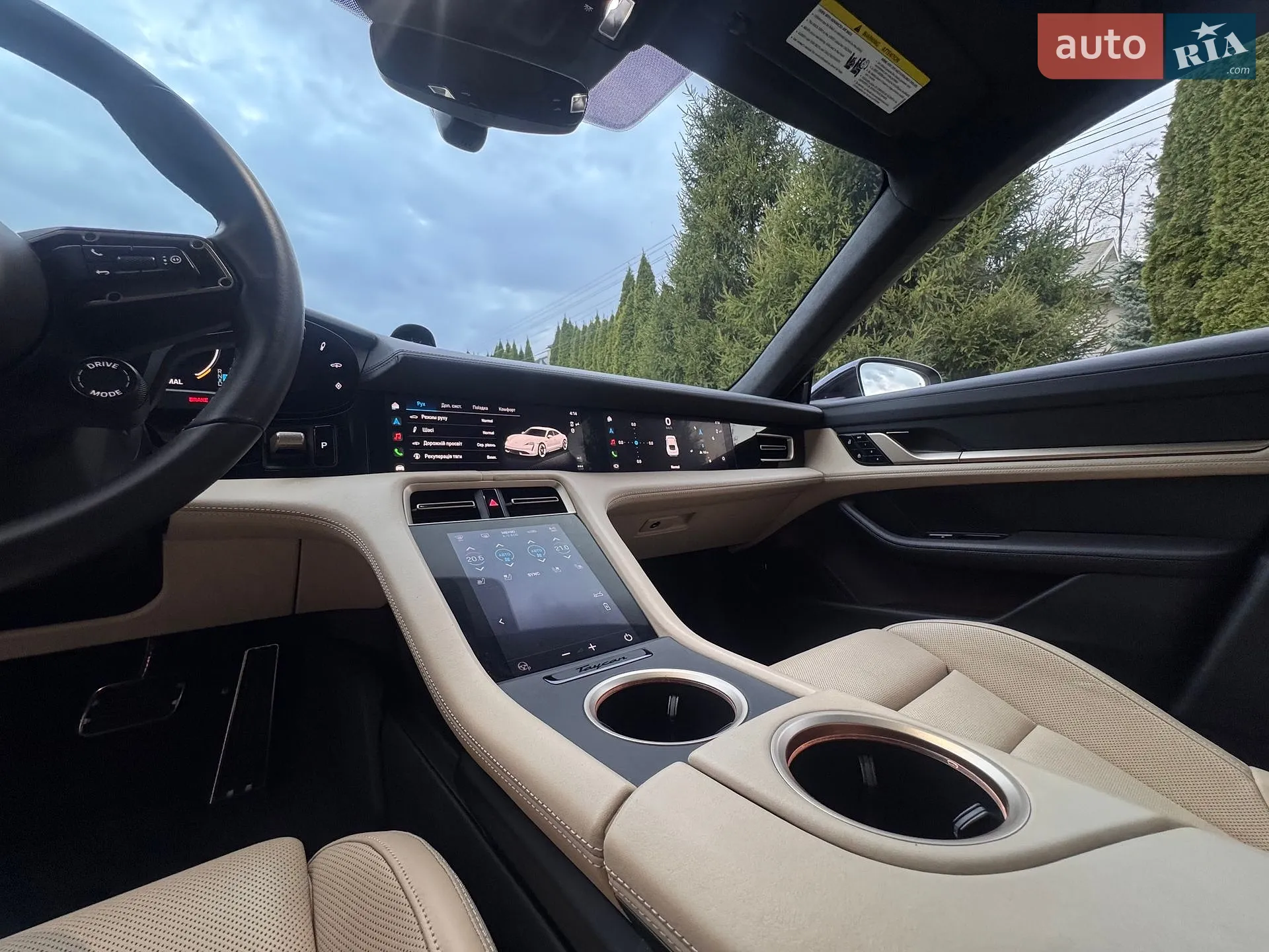 2021 Porsche Taycan - мініатюра 23