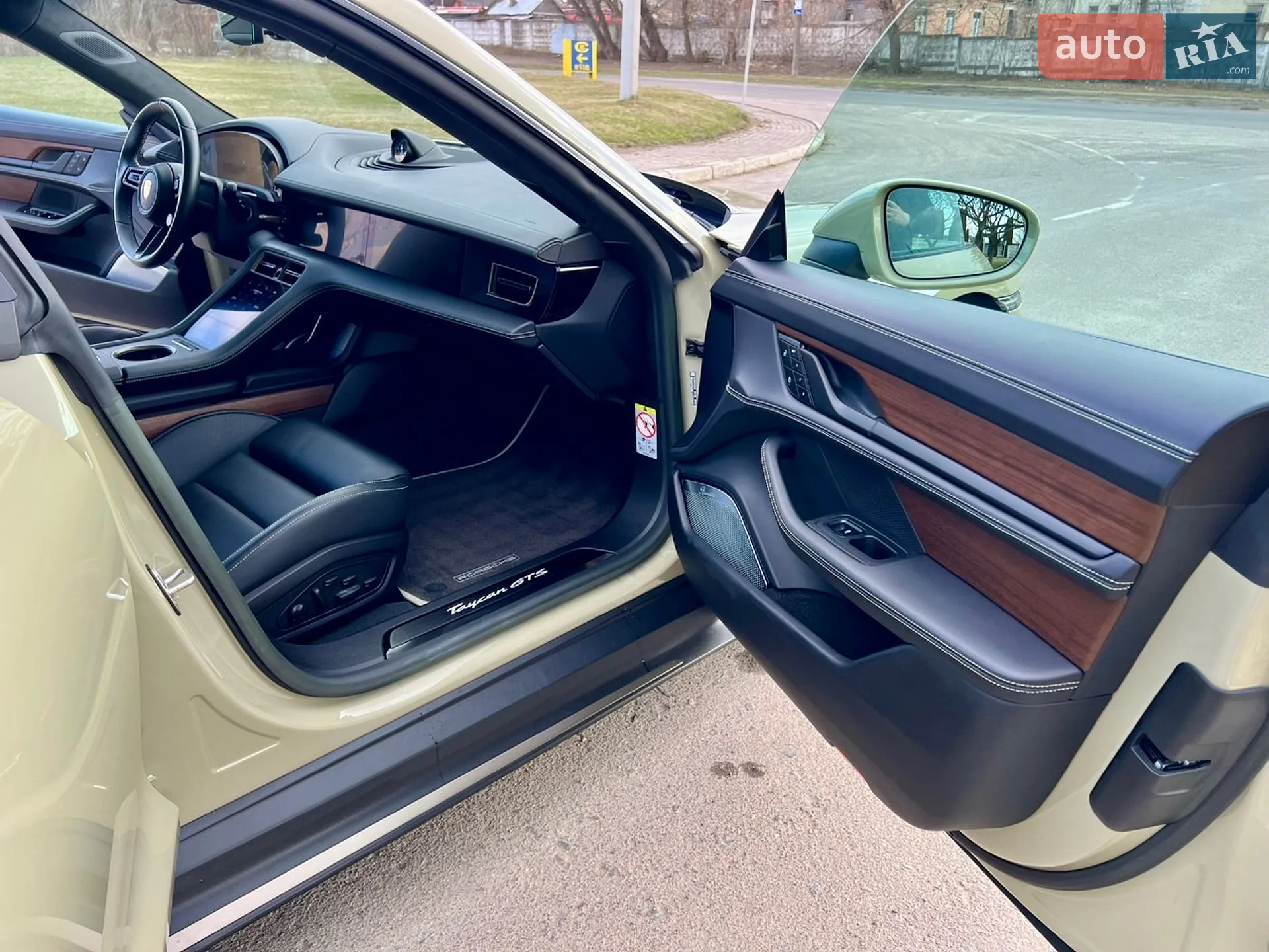 2023 Porsche Taycan - мініатюра 51