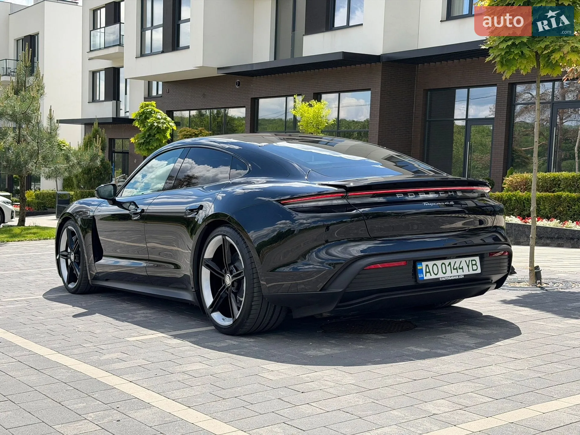 2021 Porsche Taycan - мініатюра 10