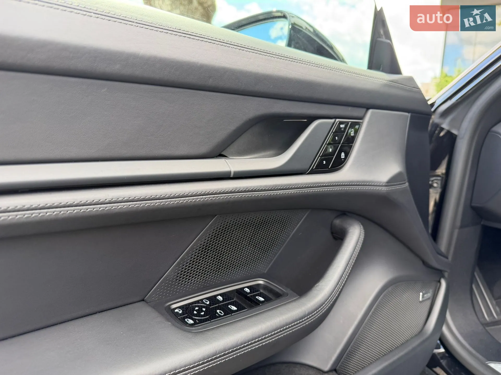 2021 Porsche Taycan - мініатюра 45