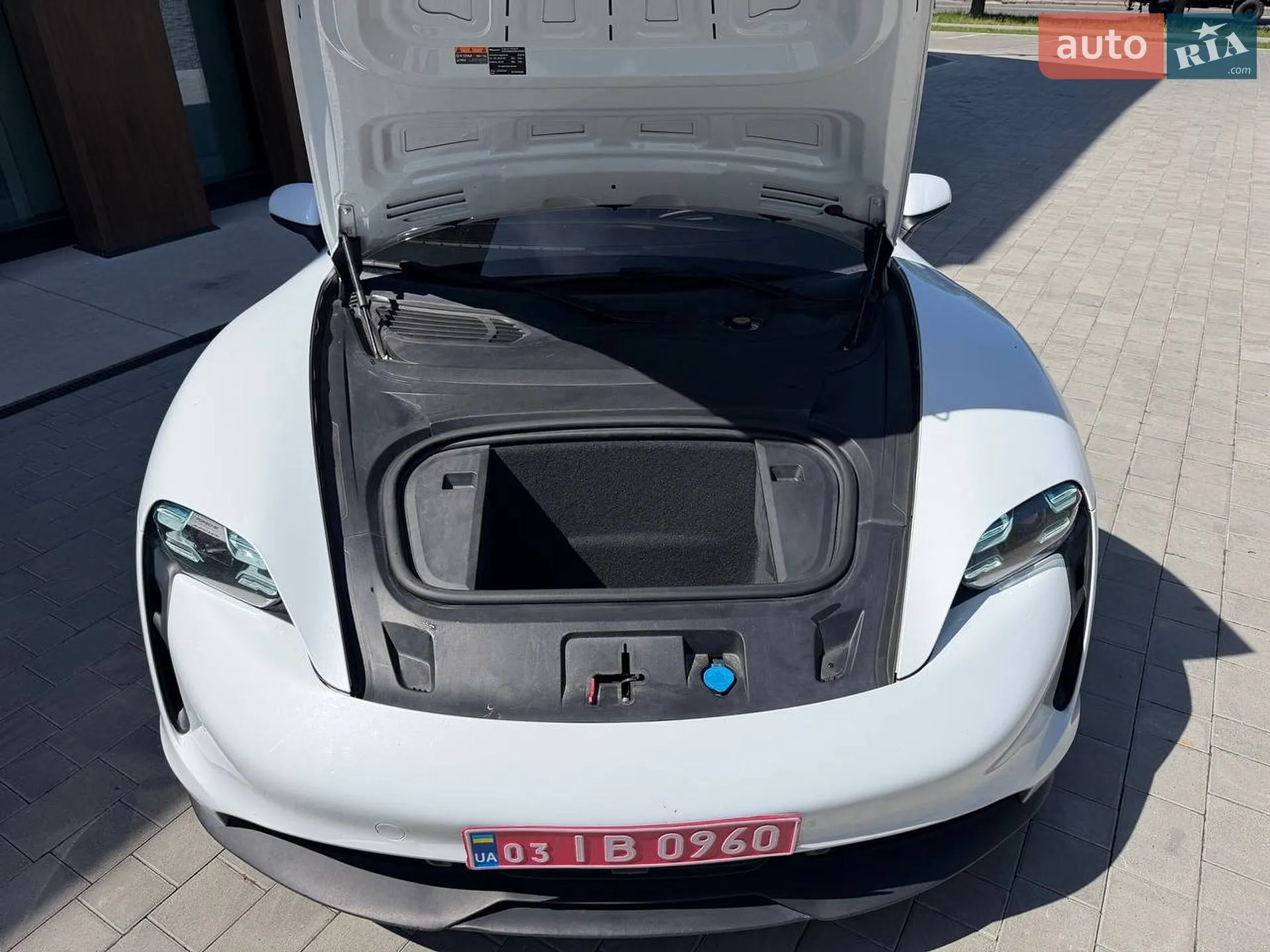 2020 Porsche Taycan - мініатюра 13