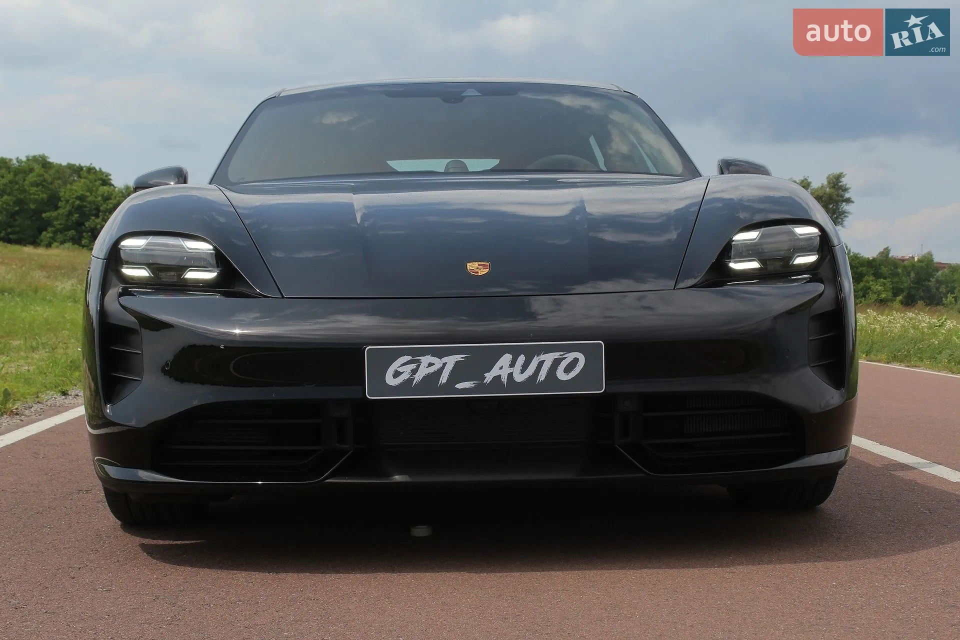 2023 Porsche Taycan - мініатюра 9