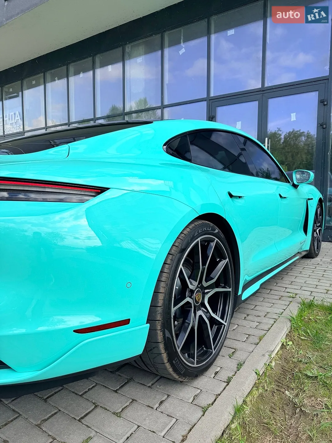 2022 Porsche Taycan - мініатюра 14