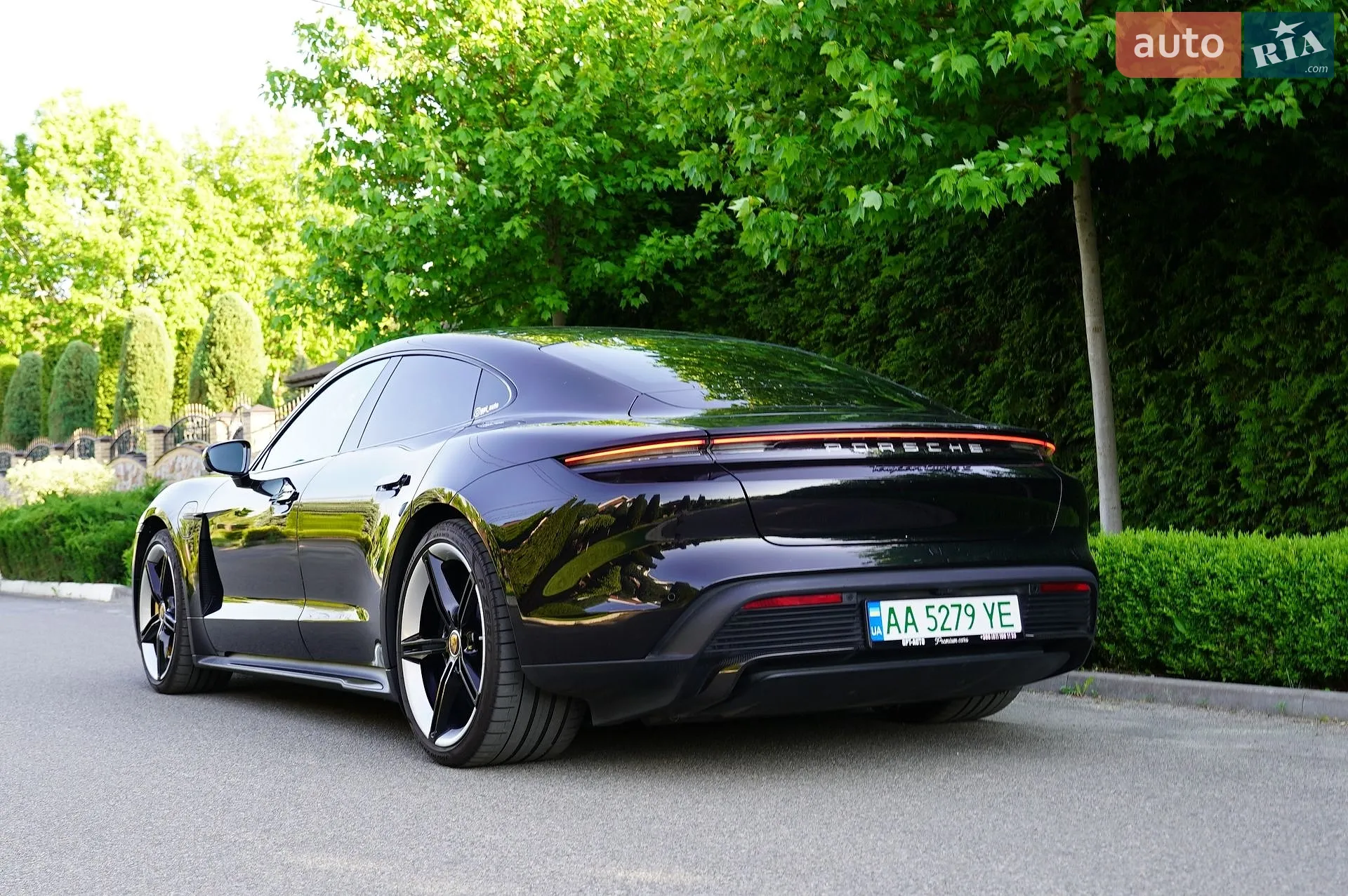 2020 Porsche Taycan - мініатюра 12