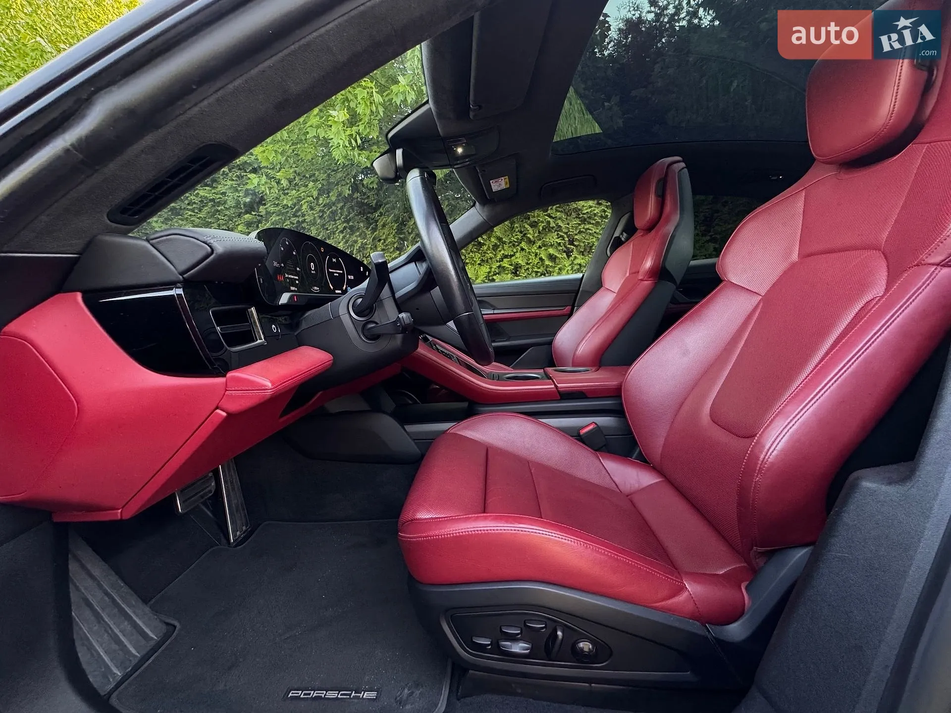 2020 Porsche Taycan - мініатюра 15