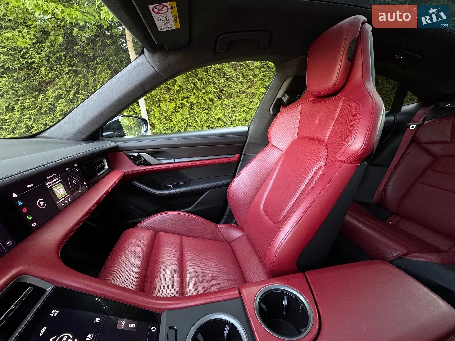2020 Porsche Taycan - мініатюра 16