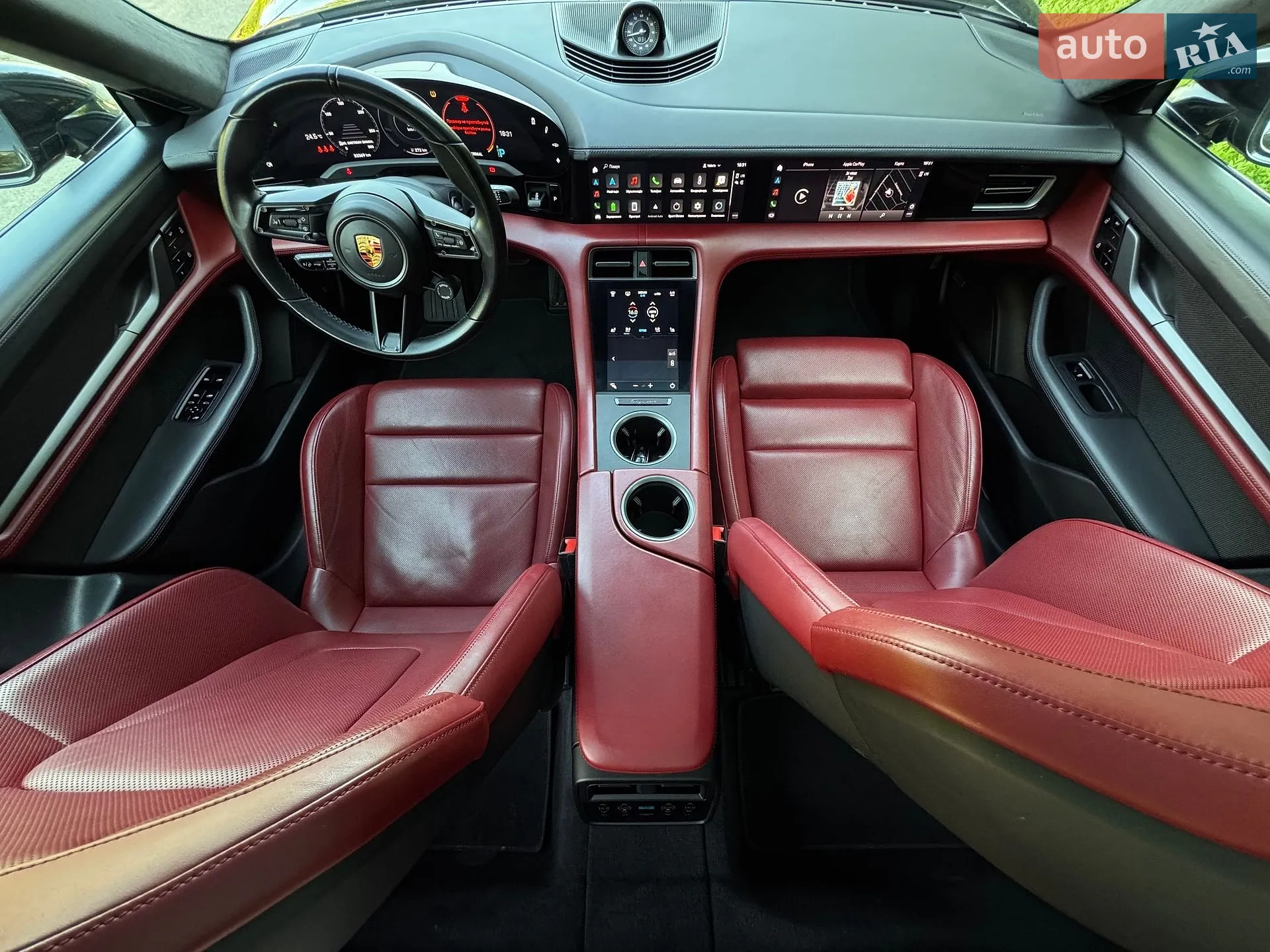 2020 Porsche Taycan - мініатюра 21