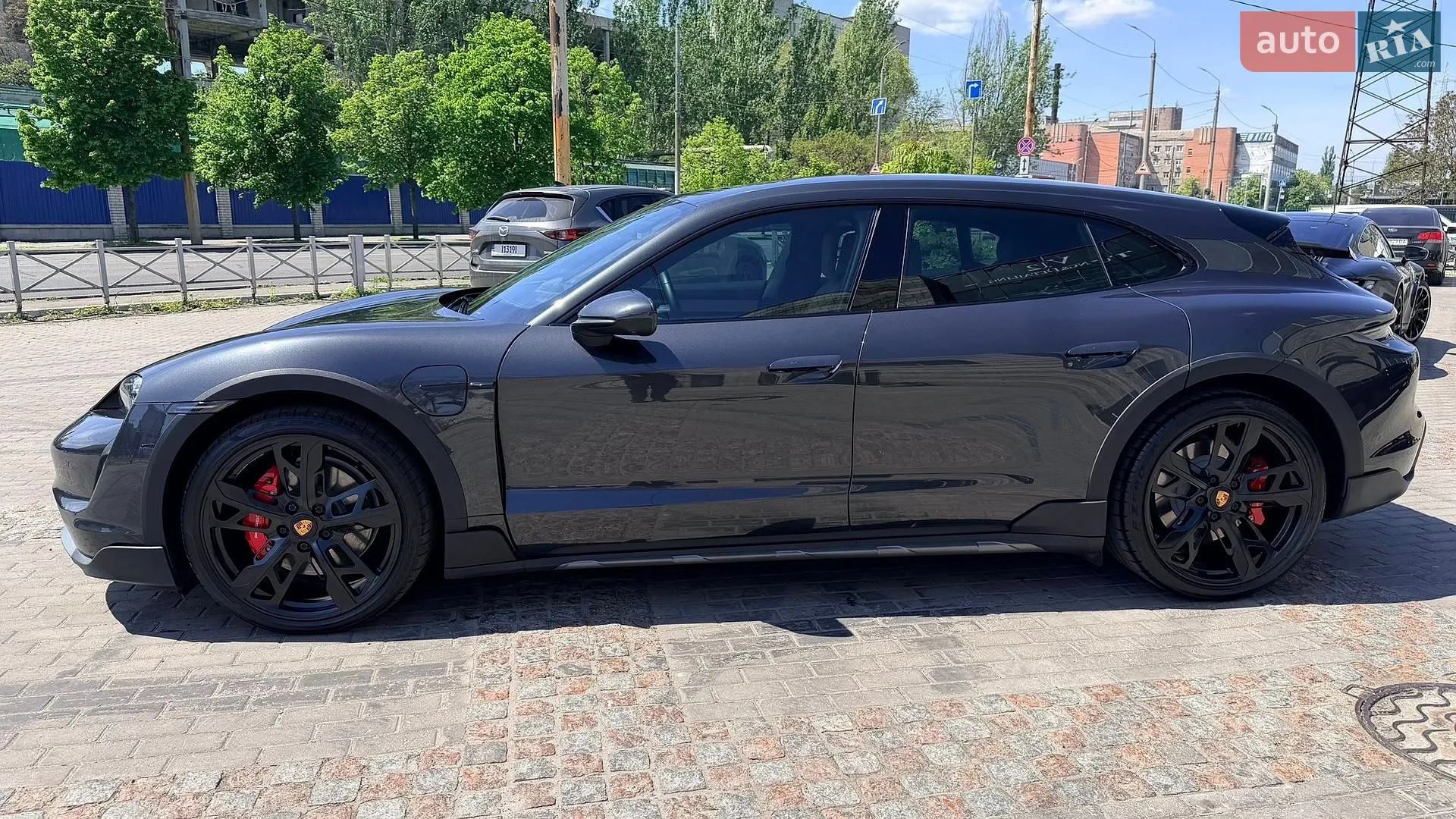 2021 Porsche Taycan - мініатюра 3