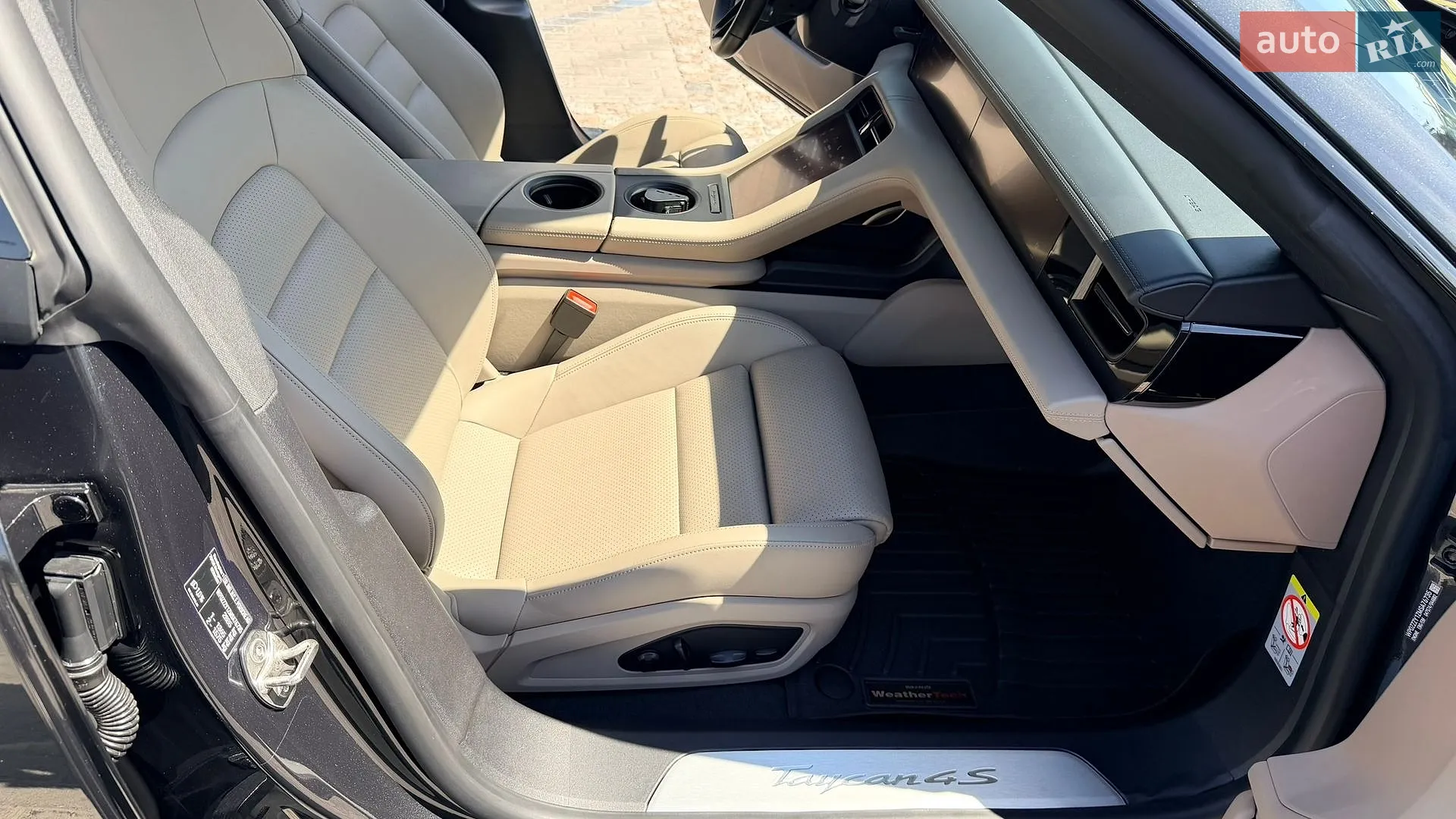2021 Porsche Taycan - мініатюра 16