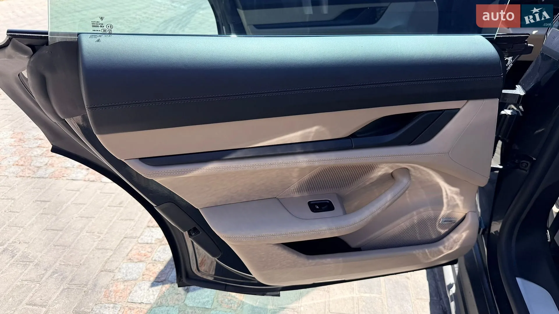 2021 Porsche Taycan - мініатюра 24