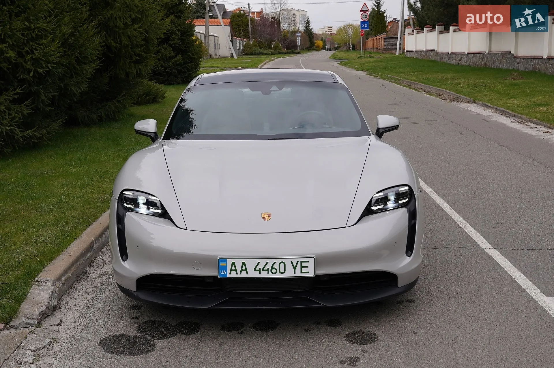 2023 Porsche Taycan - мініатюра 9