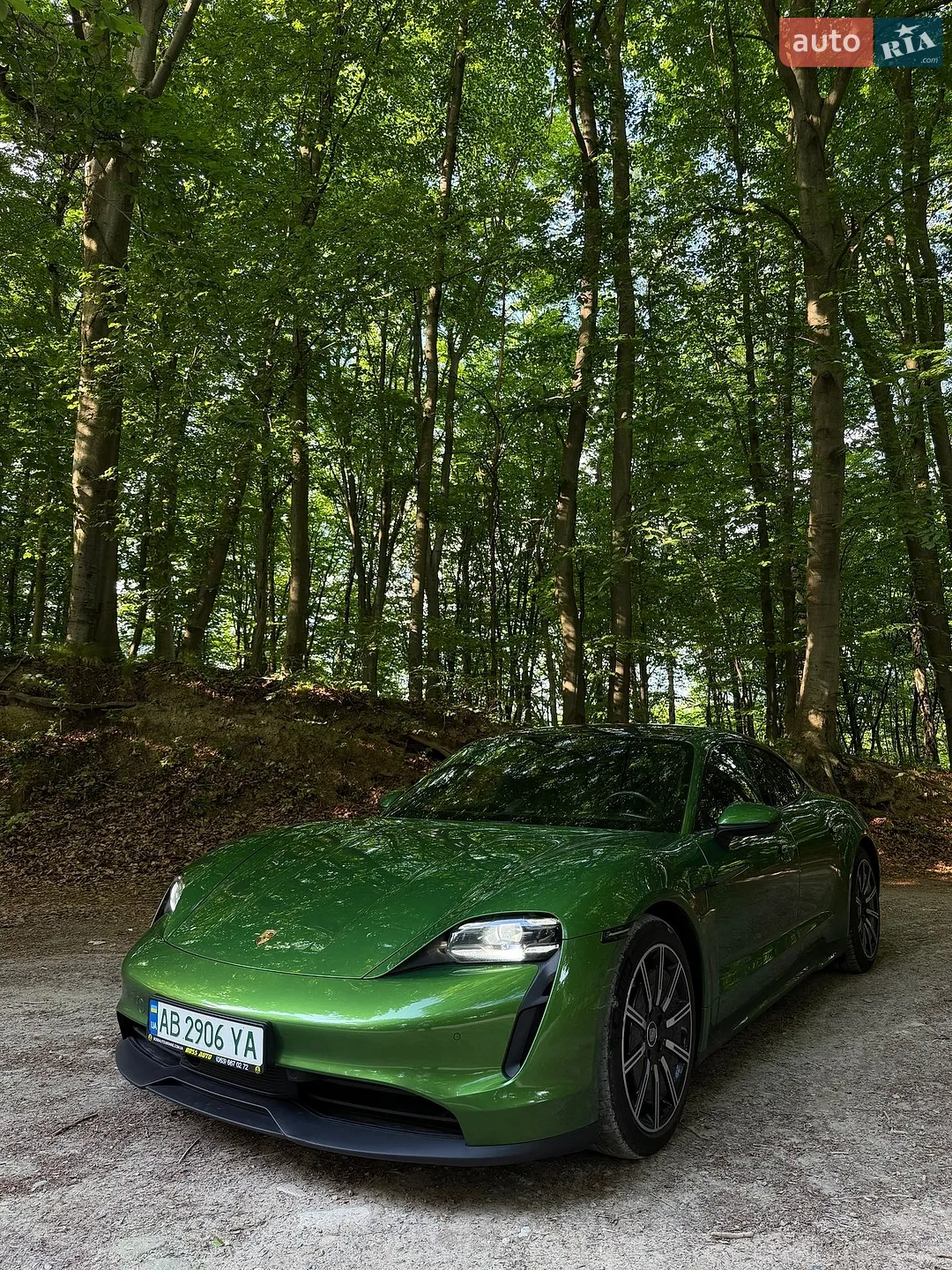 2020 Porsche Taycan - мініатюра 2