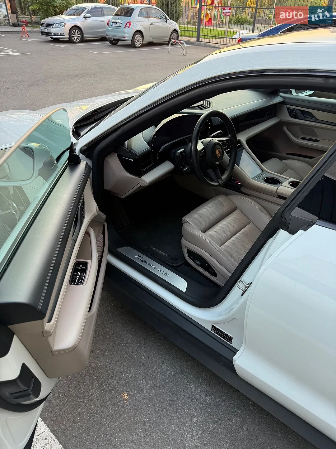 2021 Porsche Taycan - мініатюра 18