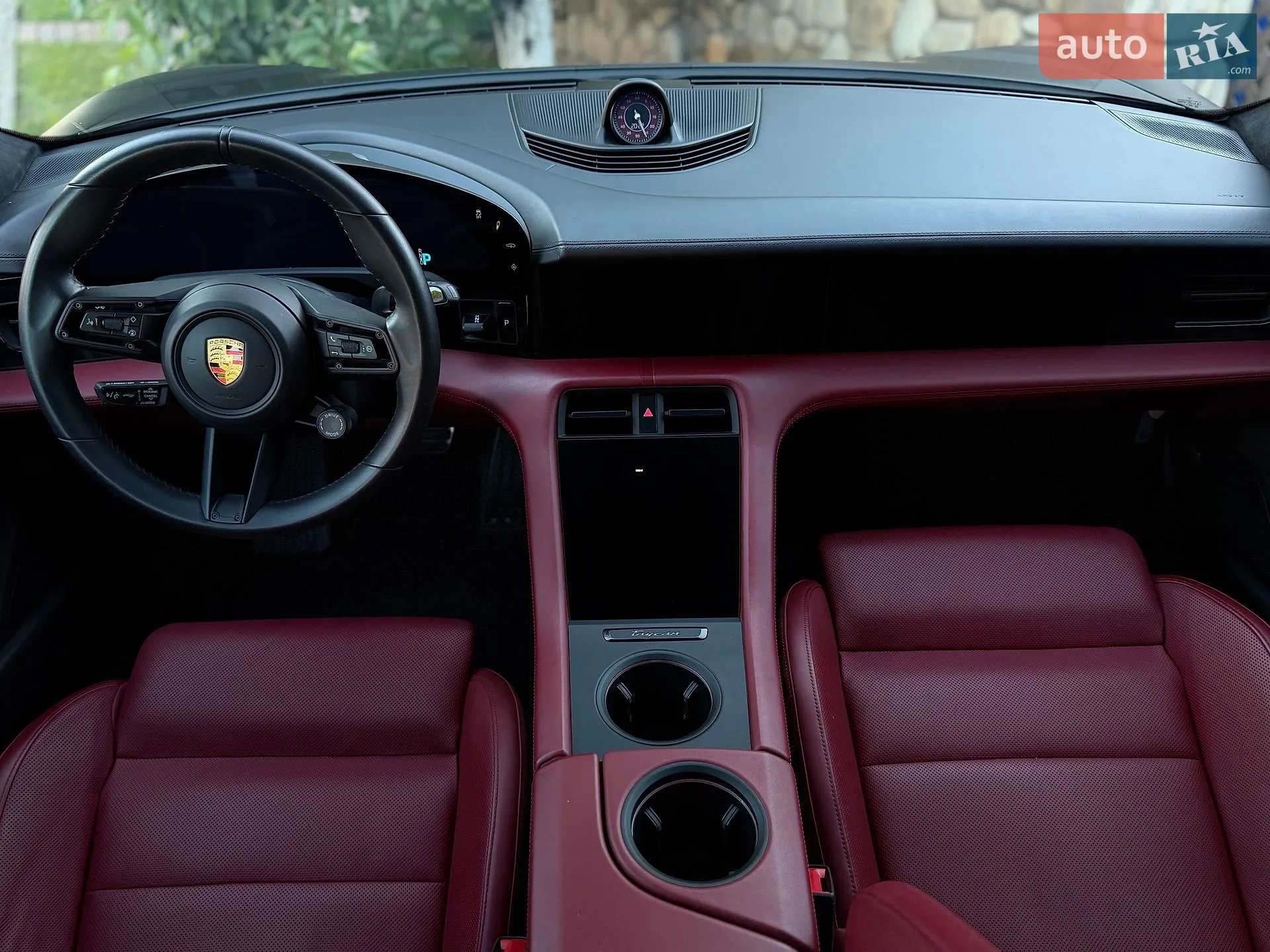 2020 Porsche Taycan - мініатюра 21