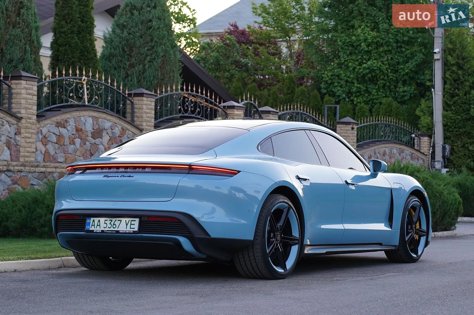 2020 Porsche Taycan - мініатюра 11