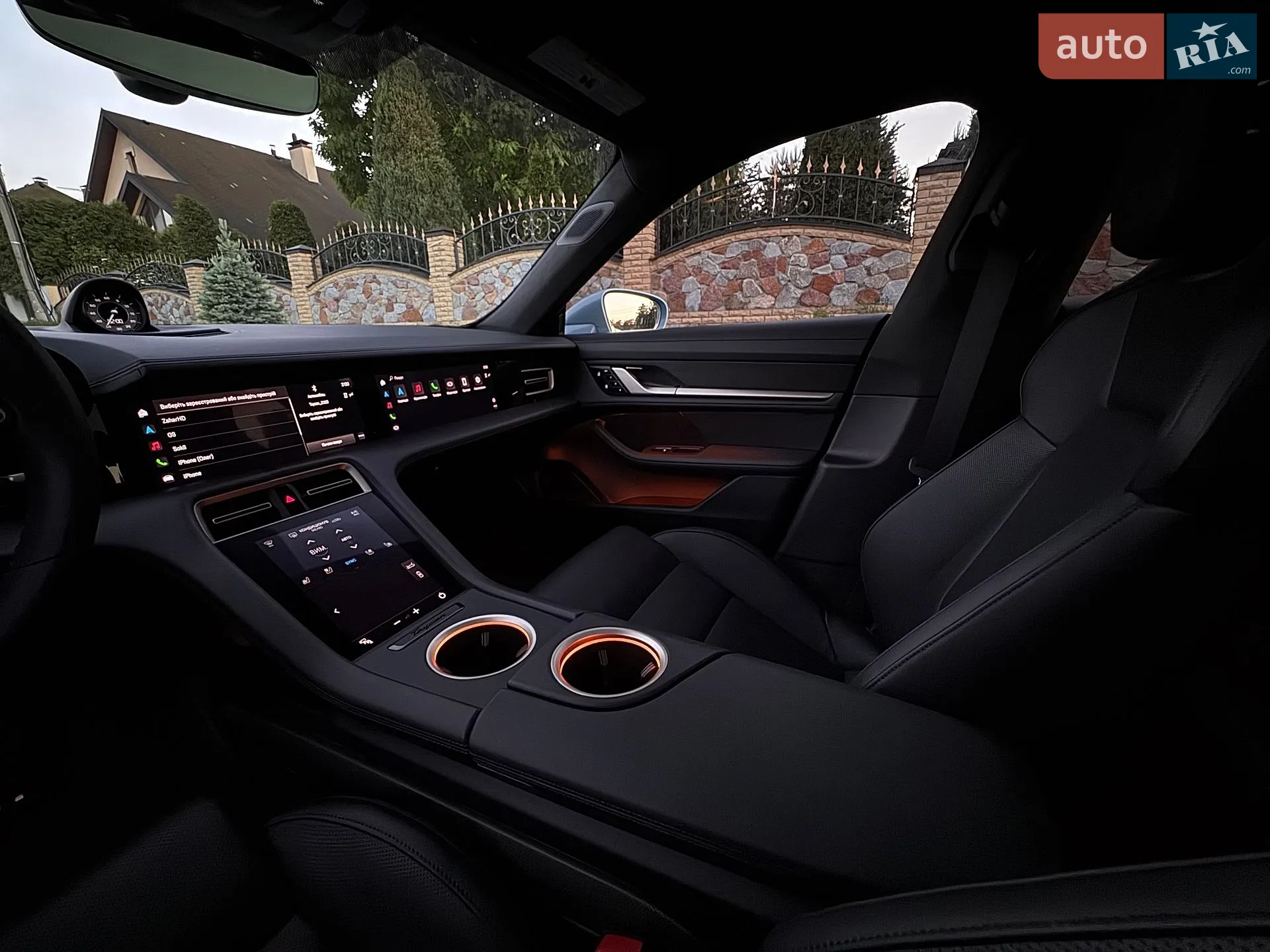 2020 Porsche Taycan - мініатюра 21
