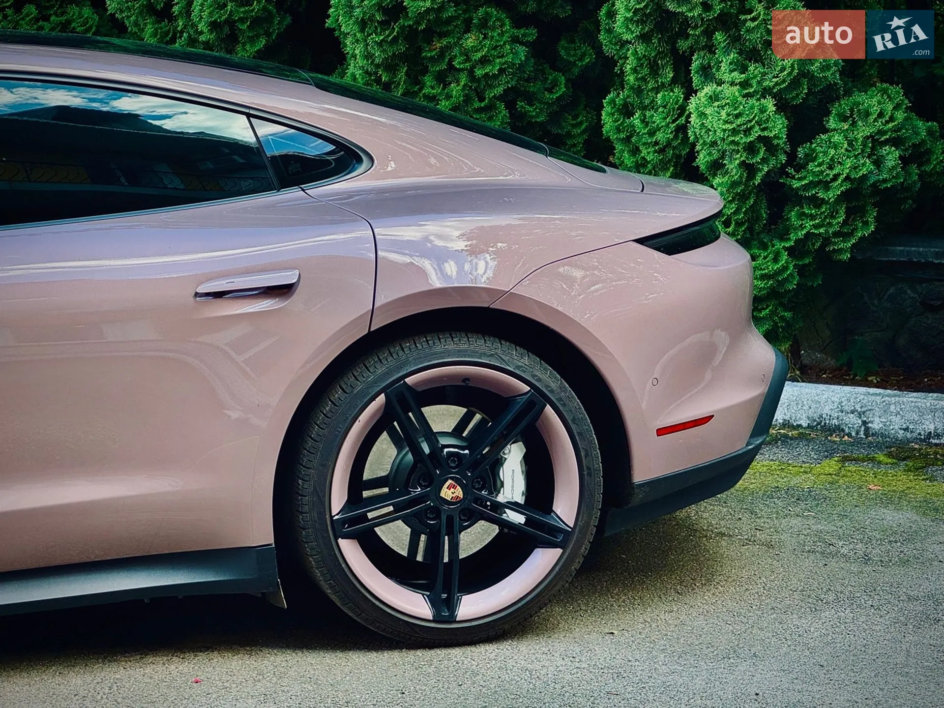 2022 Porsche Taycan - мініатюра 11
