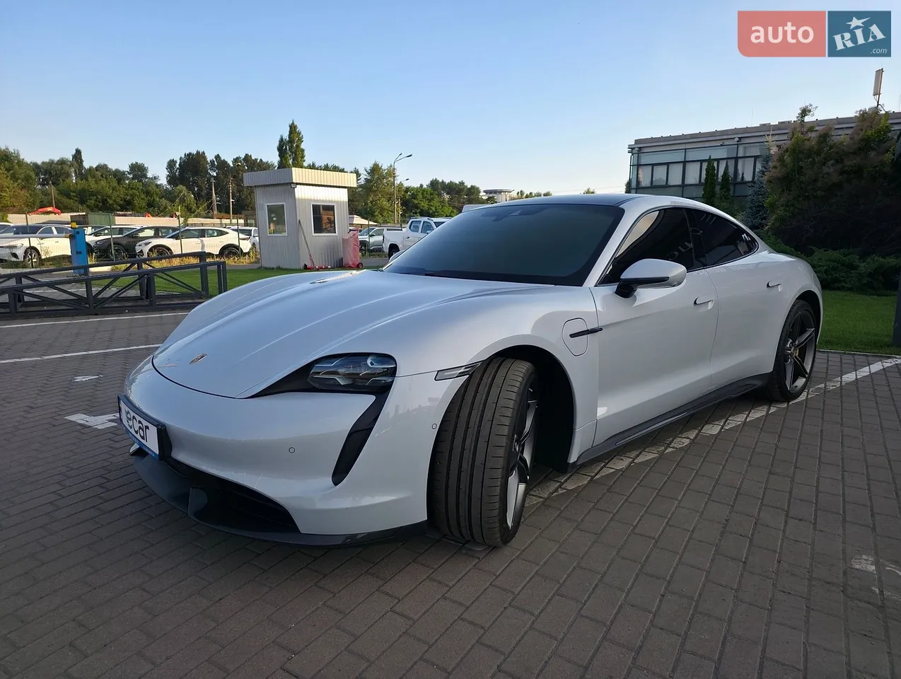 2020 Porsche Taycan - мініатюра 42
