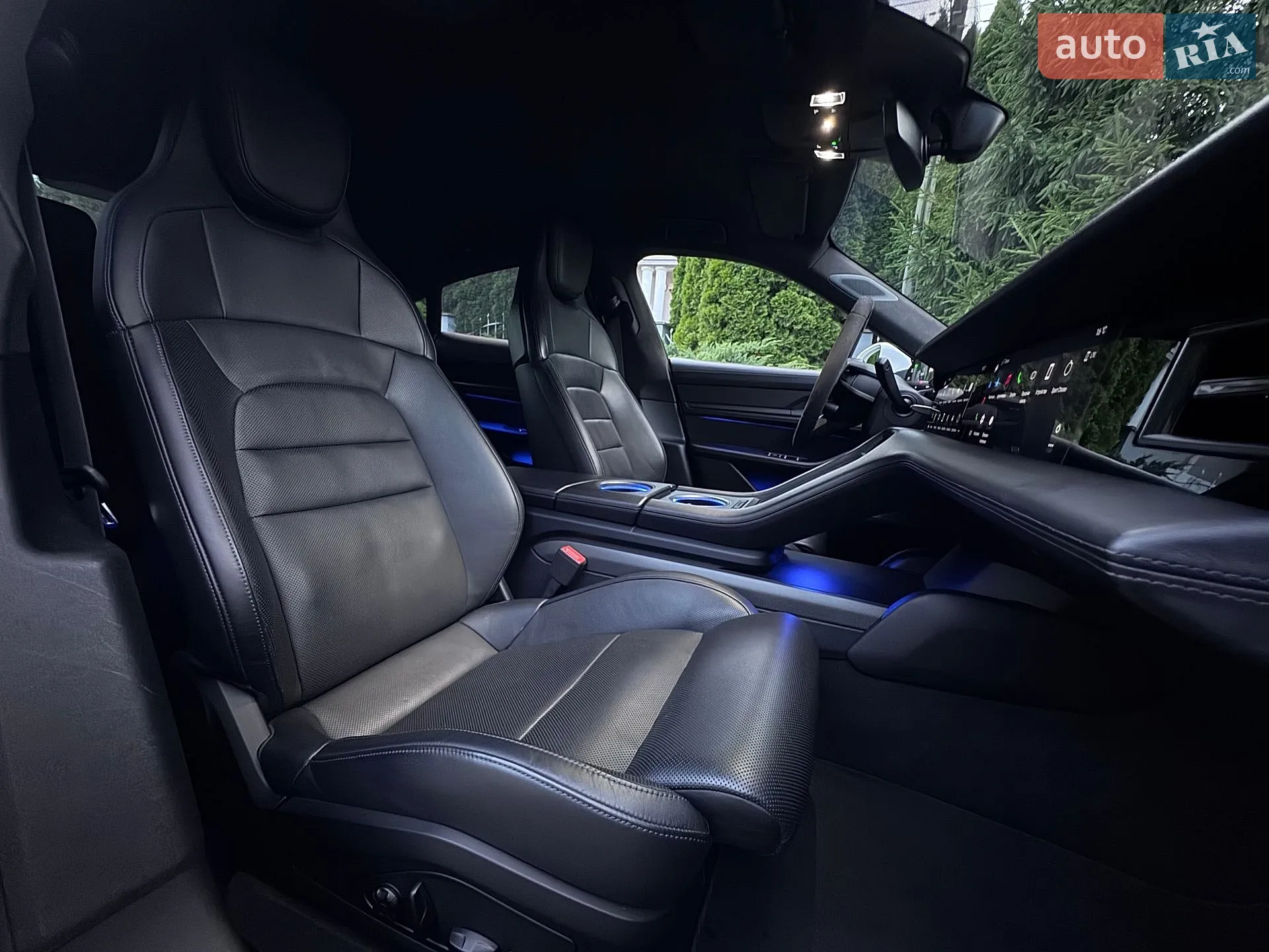 2020 Porsche Taycan - мініатюра 27